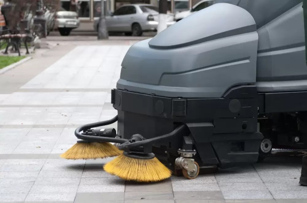 چرا تمیز کردن منظم پارکینگ برای مدیران املاک بسیار مهم است
